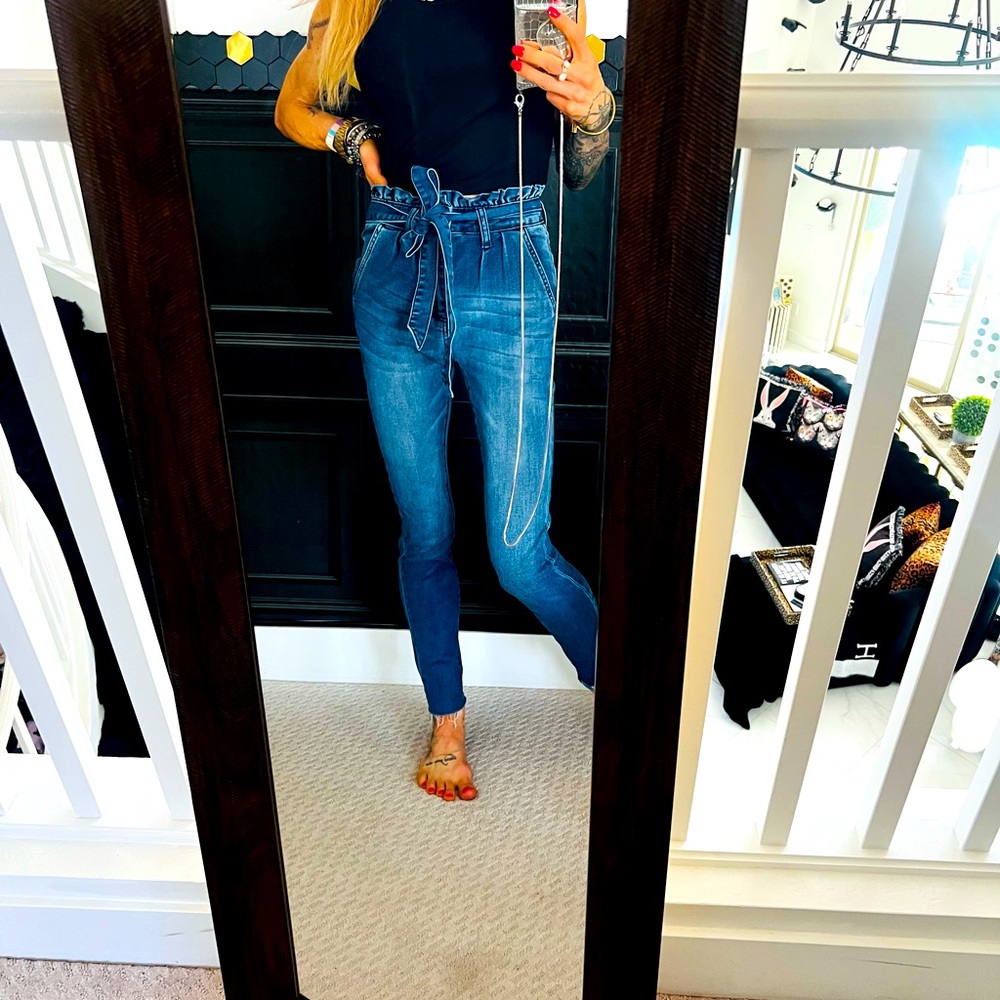 High rise Ashley Mason stretch tie waist jeans sz 1